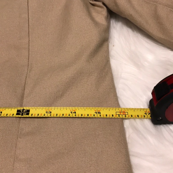 BB Dakota lightweight khaki coat - Picture 5 of 10